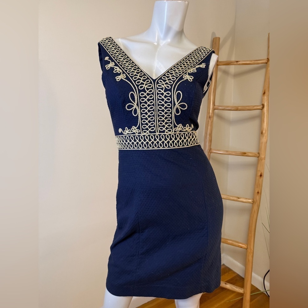 Lilly Pulitzer Women's Aveline Shift, True Navy & Gold 0 - Picture 2 of 6